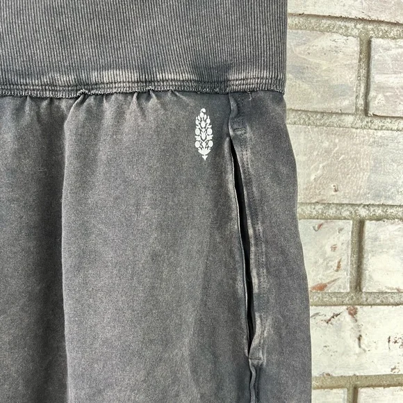 Free People | Hot Shot Harem Short - Picture 7 of 11